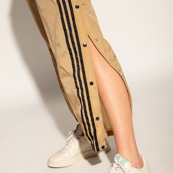 Adidas Originals WATCH US MOVE RISA VER R.Y.V TRACK PANTS - Picture 8 of 10